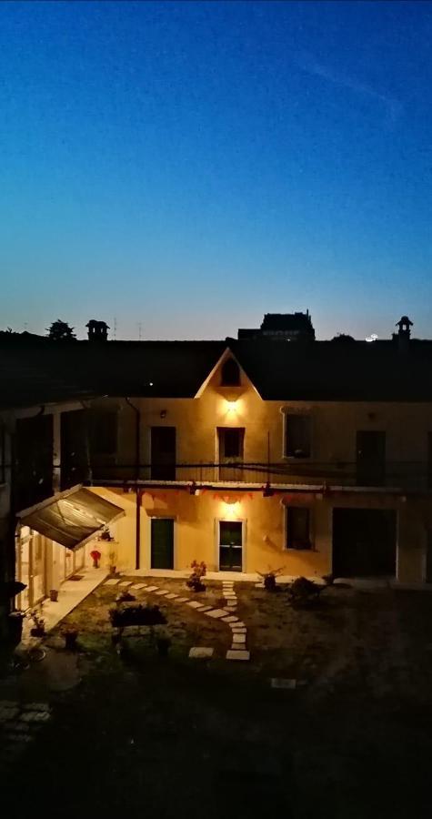 Cascina Anita Bed & Breakfast Samarate Екстериор снимка